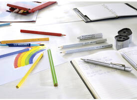 Puntenslijper Faber-Castell 2001 trio grip zilver